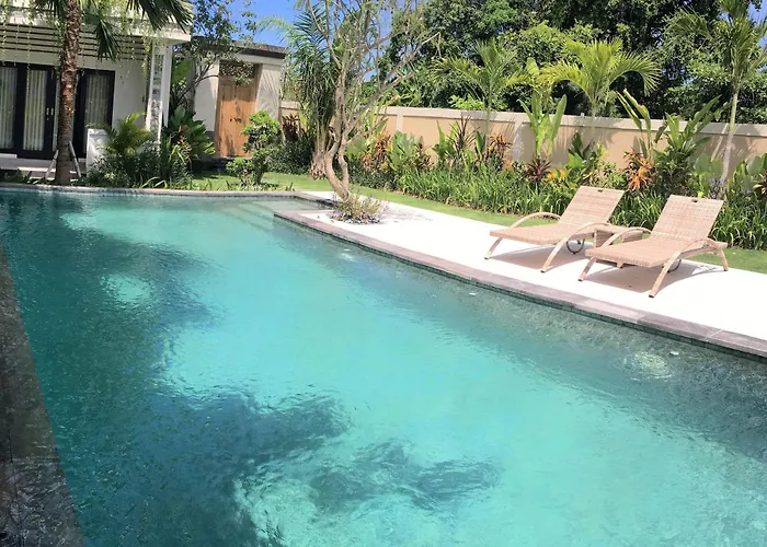 Guest house Indah 3*
