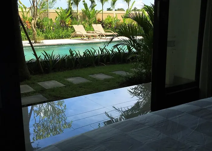 Guest house Indah 3*