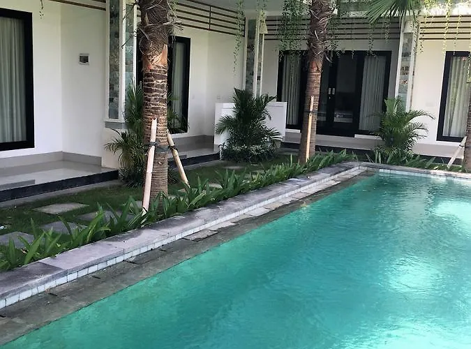 Guest house Indah 3*