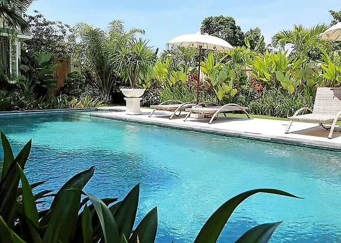 Guest house Indah 3*