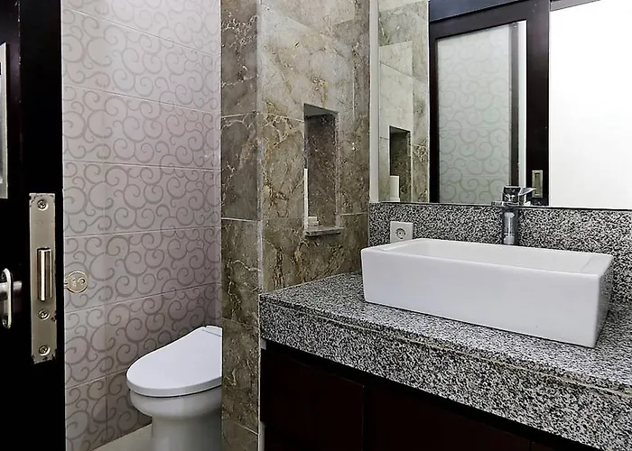 Guest house Indah 3*